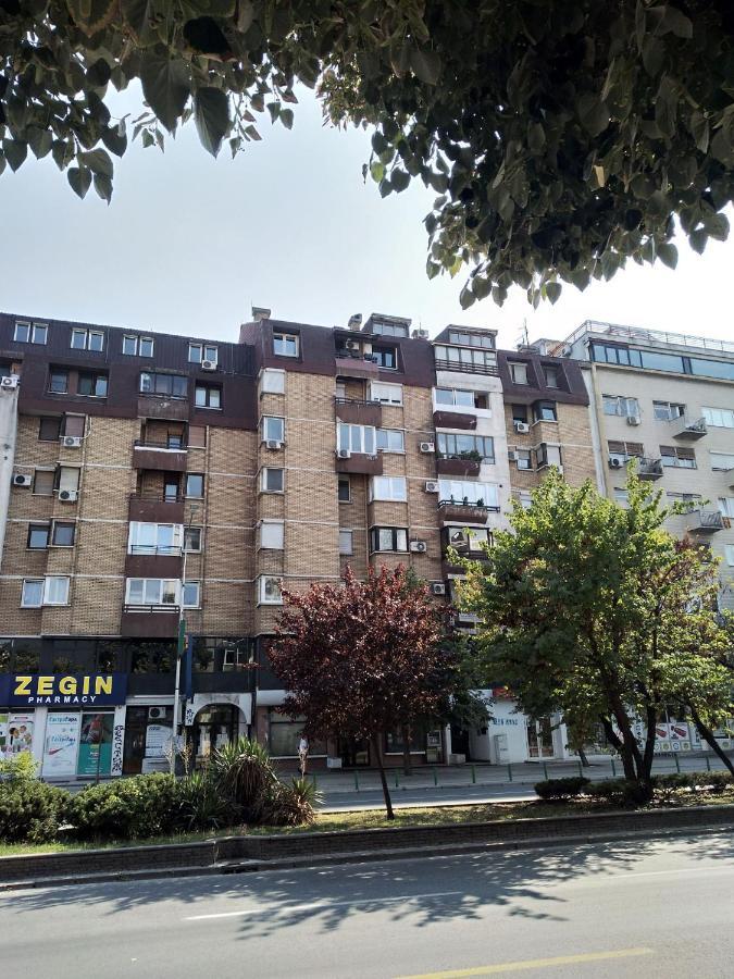 Skopje City Center Red Apartment Εξωτερικό φωτογραφία